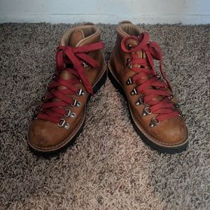 Danner mountain LT cascade